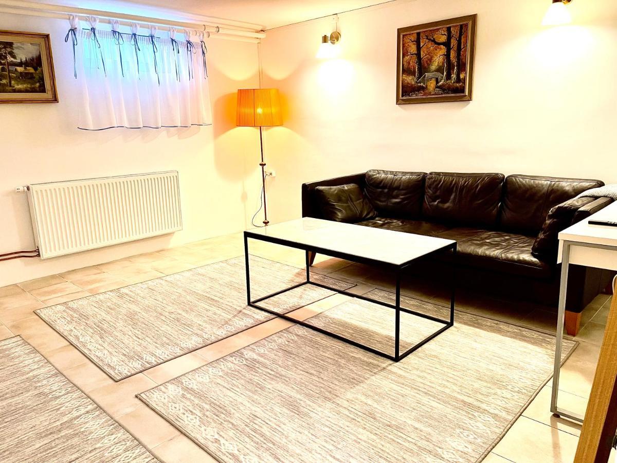 3 Rooms With Private Kitchen & Private Bathroom 5B Gävle Εξωτερικό φωτογραφία